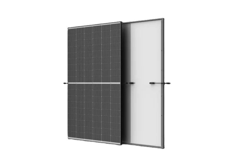 Fotovoltická zostava 10 kWp — Fullblack moduly na streche rodinného domu